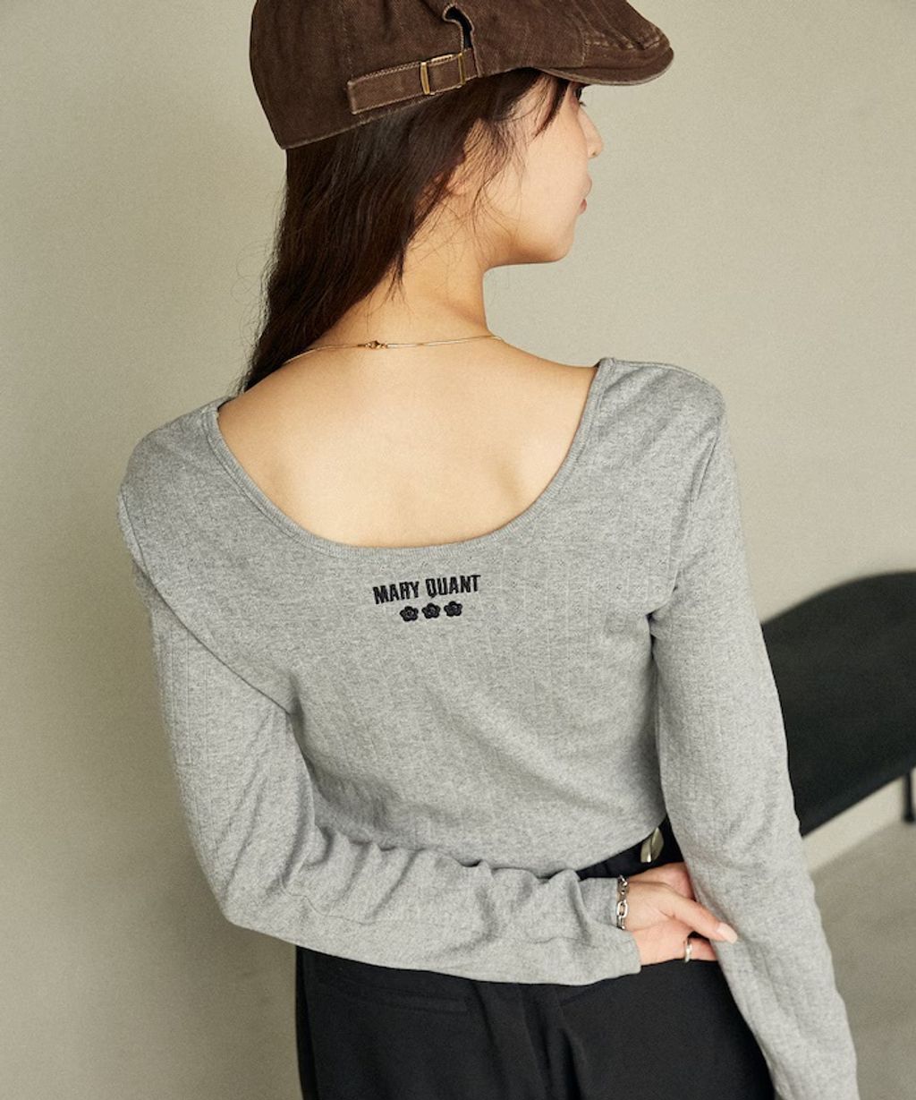 MARY QUANT 單點小雛菊刺繡2WAY前後兩穿針拔羅紋面料_44