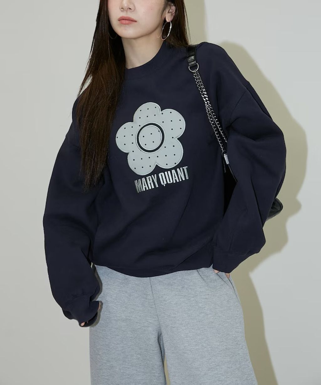 MARY QUANT 經典雛菊圓點布料拼接Oversize大學T_59