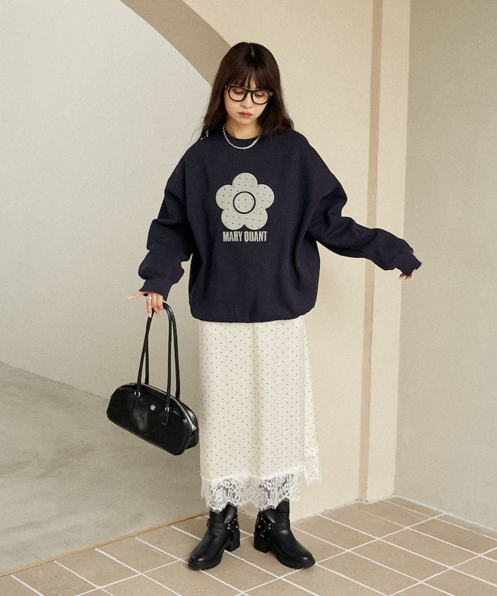 MARY QUANT 經典雛菊圓點布料拼接Oversize大學T_49