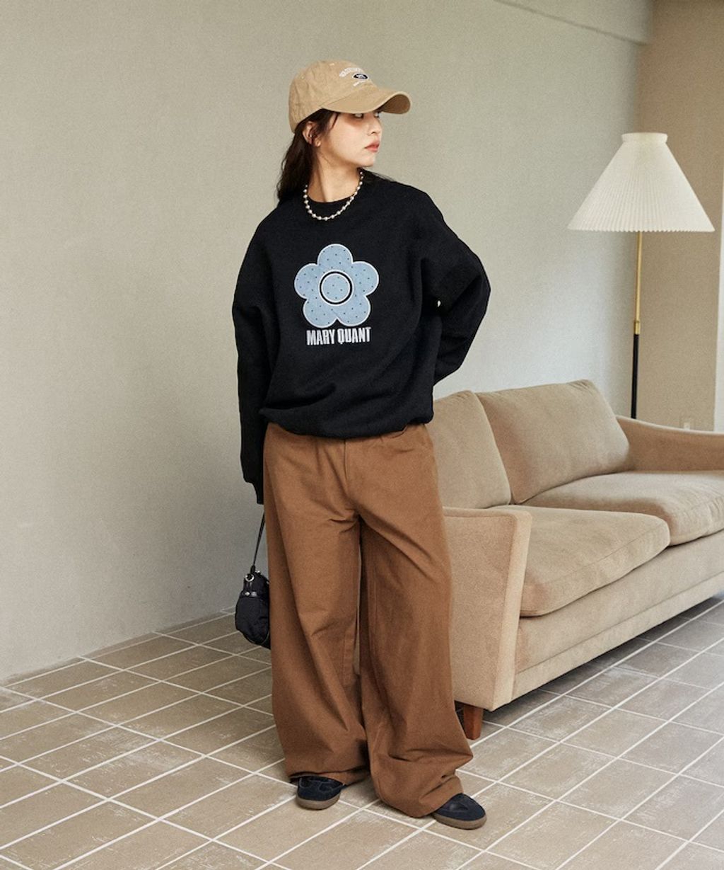 MARY QUANT 經典雛菊圓點布料拼接Oversize大學T_11