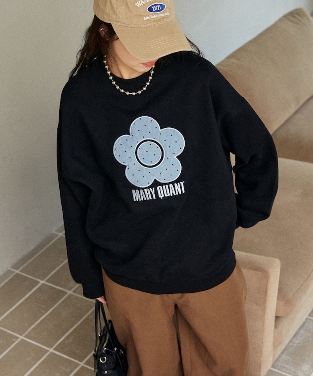 MARY QUANT 經典雛菊圓點布料拼接Oversize大學T_10