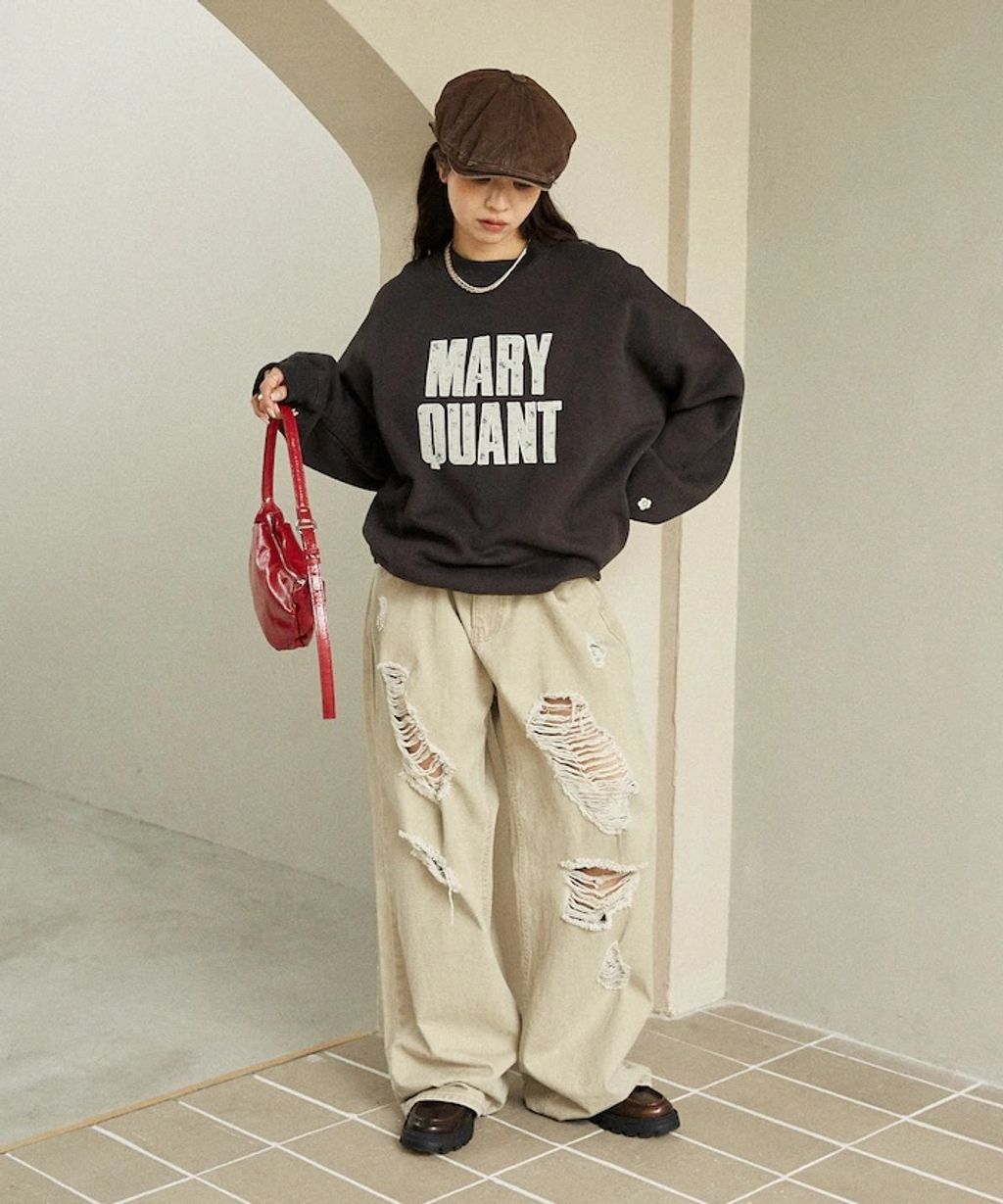MARY QUANT 雛菊華夫紋logo字樣Oversize大學T_55