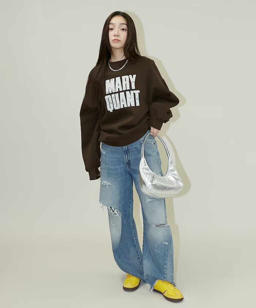 MARY QUANT 雛菊華夫紋logo字樣Oversize大學T_46