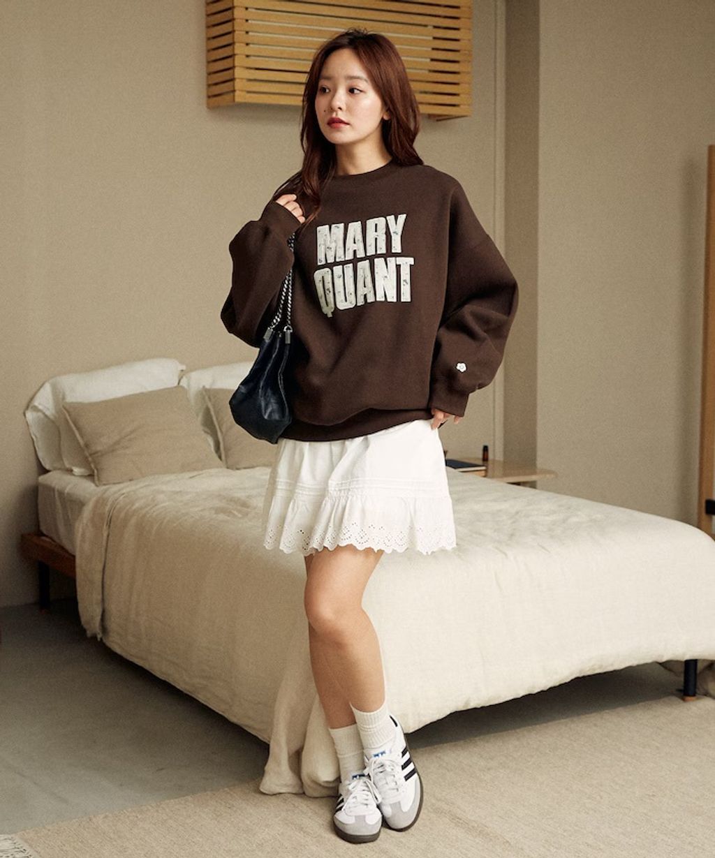 MARY QUANT 雛菊華夫紋logo字樣Oversize大學T_38