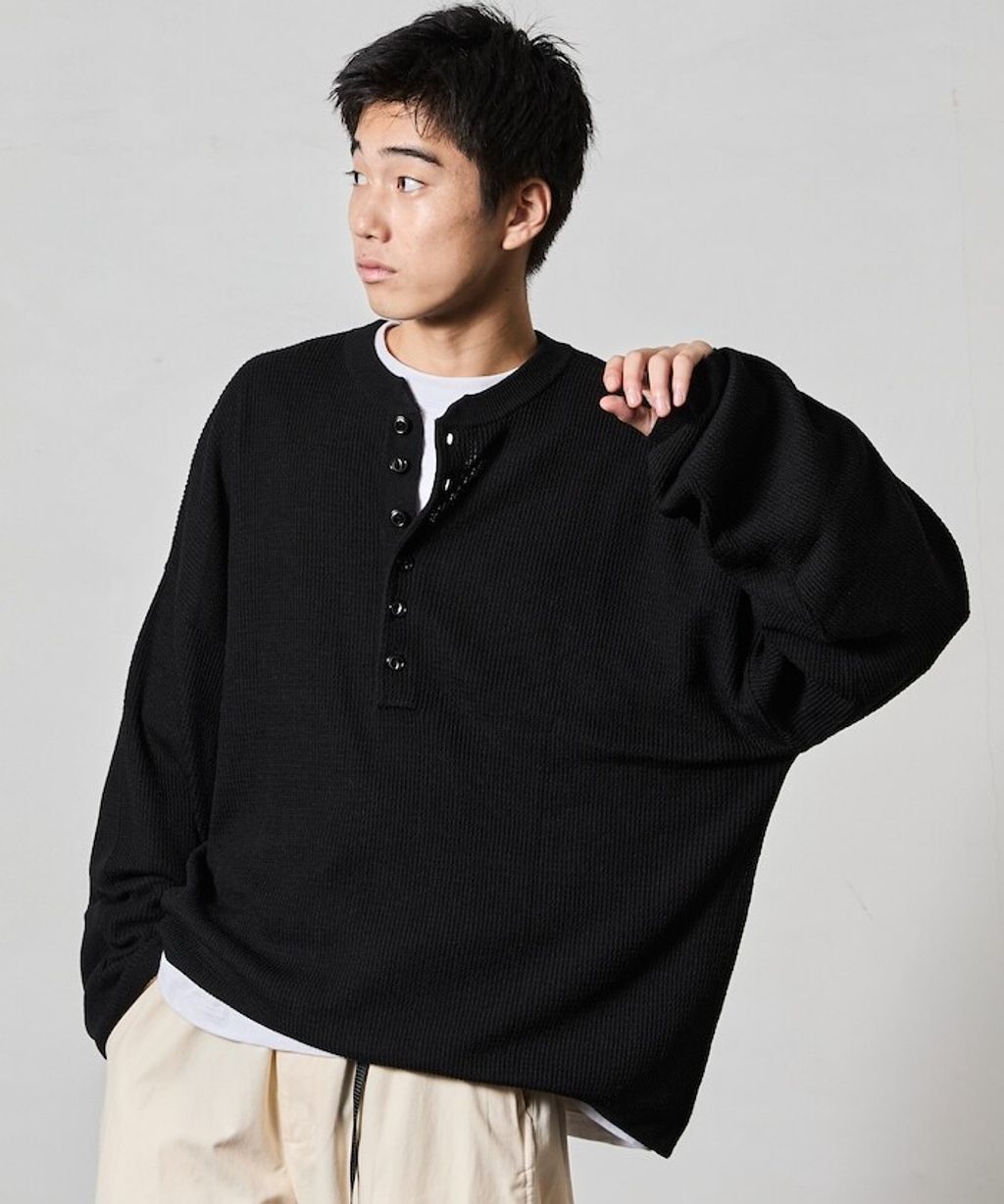 FREAKS STORE 寬版深亨利領落肩混紡針織上衣_2