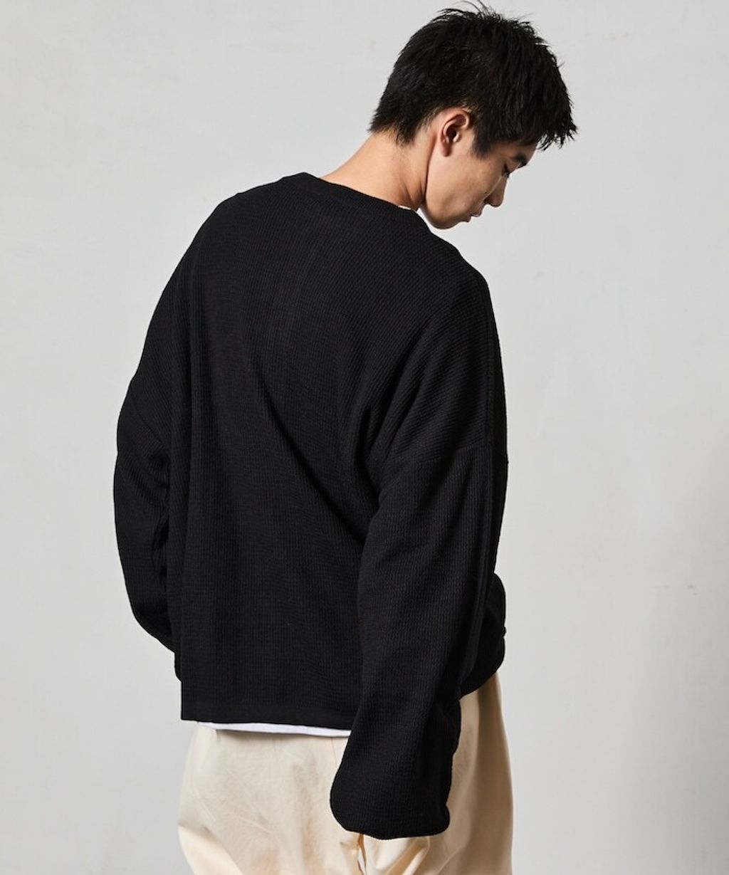 FREAKS STORE 寬版深亨利領落肩混紡針織上衣_50