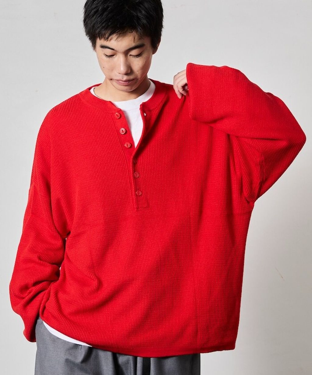 FREAKS STORE 寬版深亨利領落肩混紡針織上衣_36