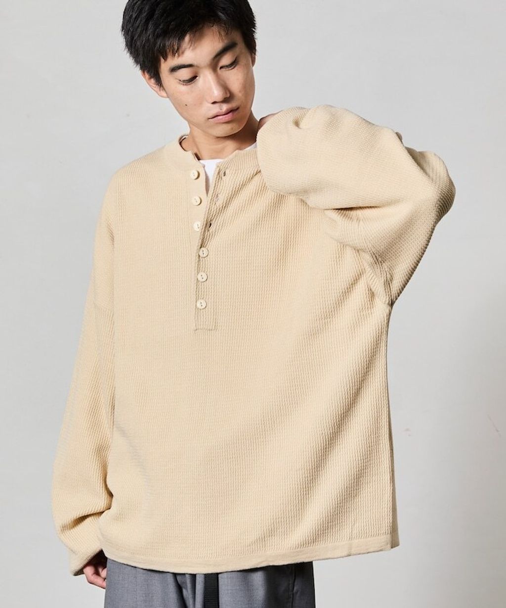 FREAKS STORE 寬版深亨利領落肩混紡針織上衣_27