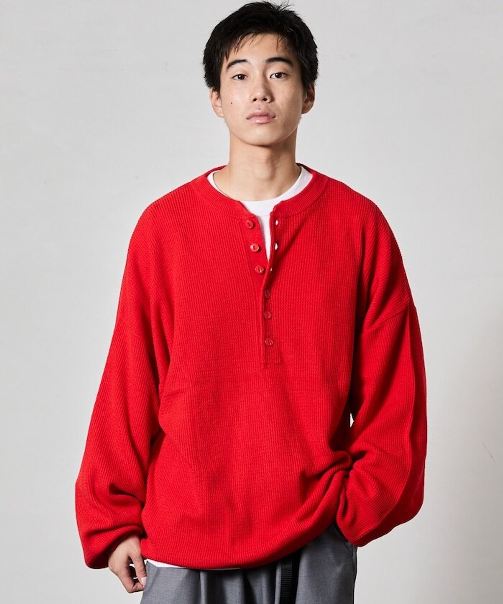 FREAKS STORE 寬版深亨利領落肩混紡針織上衣_37