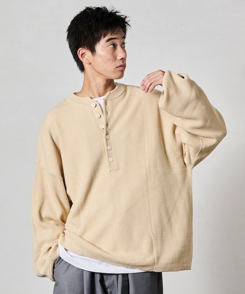 FREAKS STORE 寬版深亨利領落肩混紡針織上衣_23