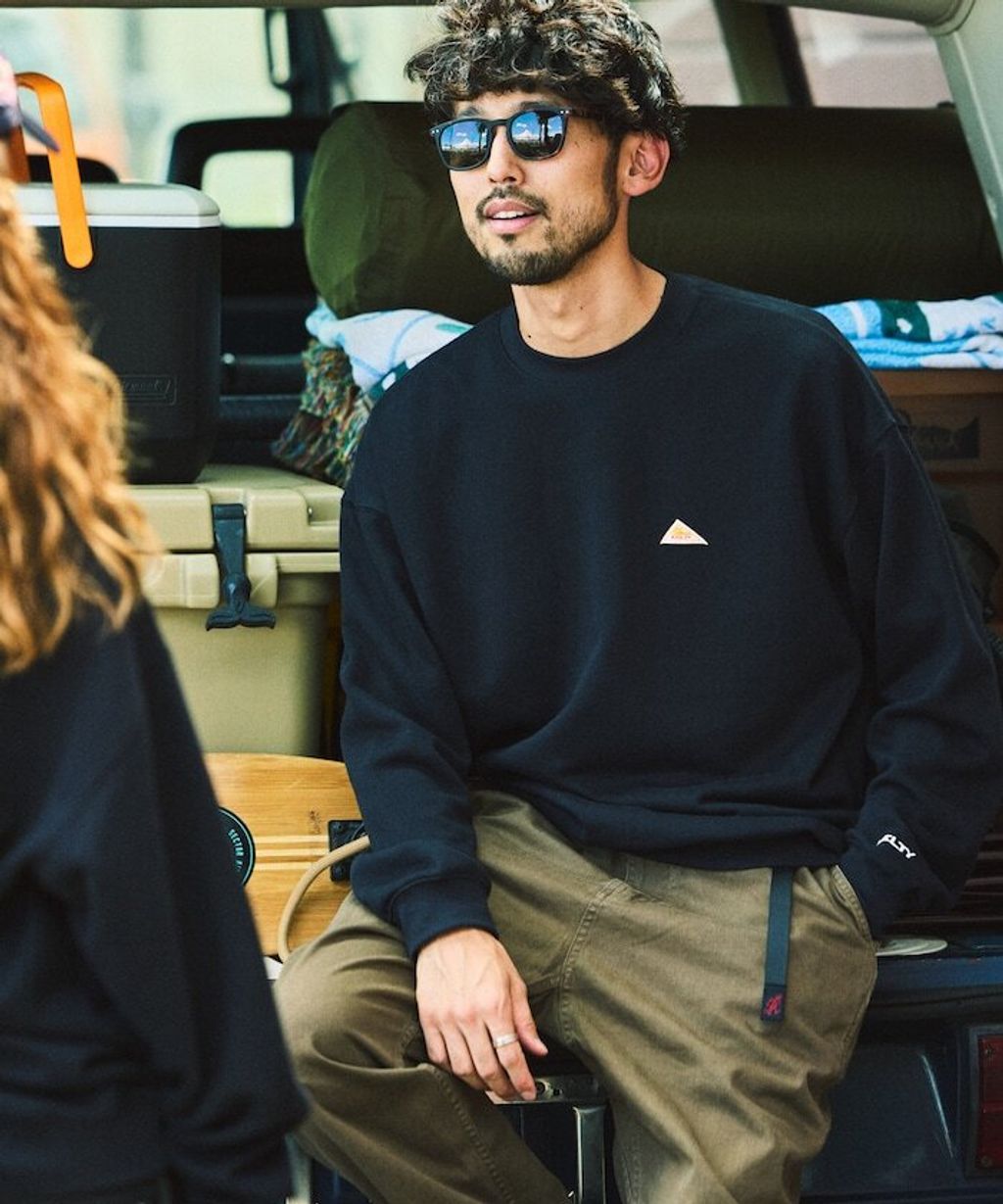 FREAKS STORE x KELTY 復古小標內刷毛Oversize大學T_43