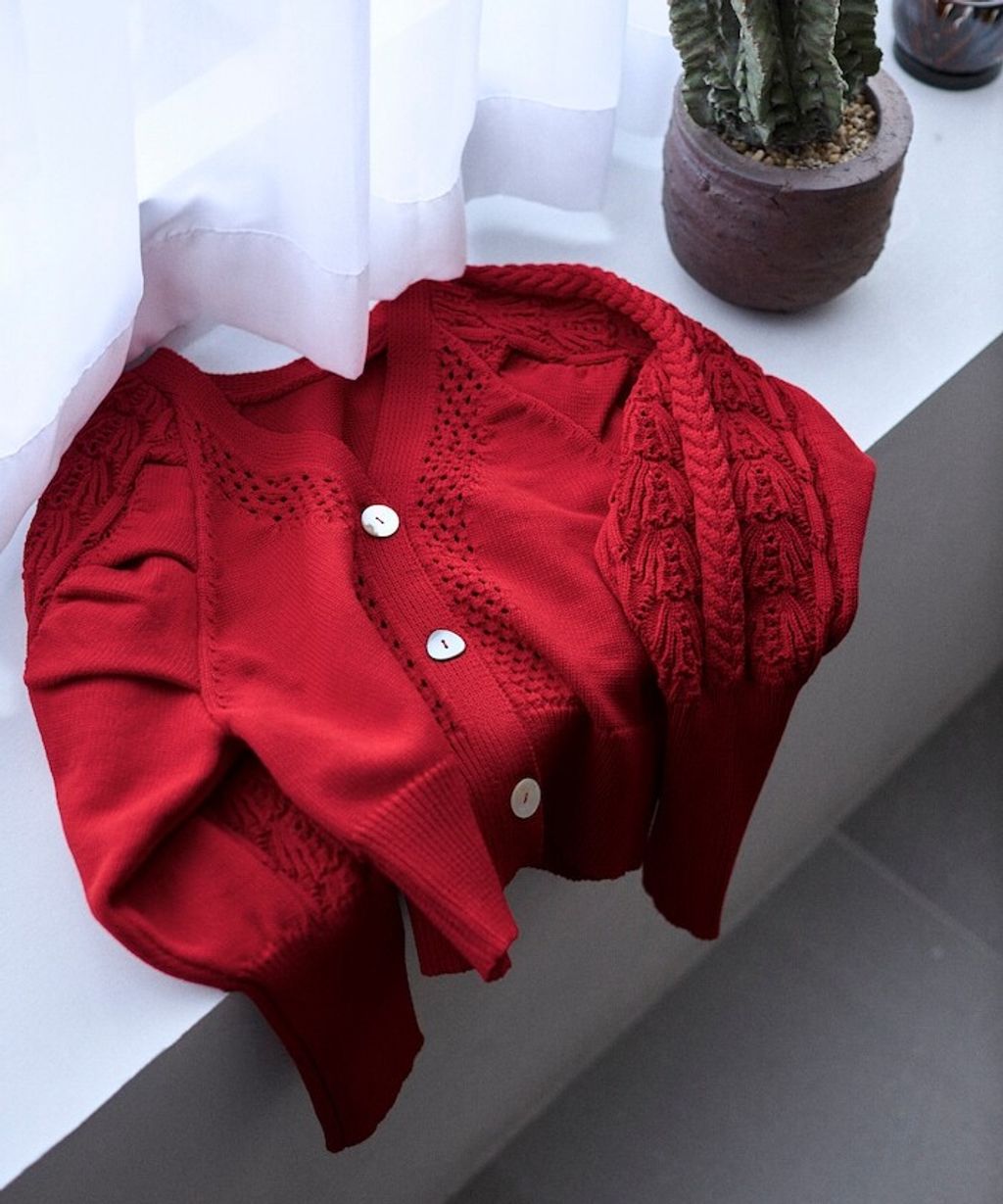 FREAKS STORE 立體麻花編織澎袖貝殼釦針織外套_39