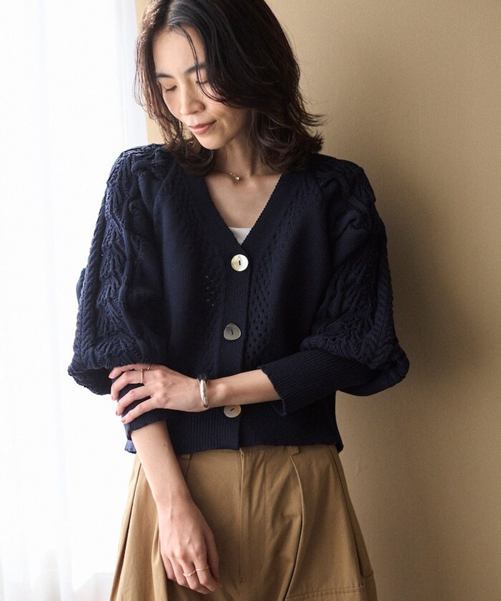 FREAKS STORE 立體麻花編織澎袖貝殼釦針織外套_22