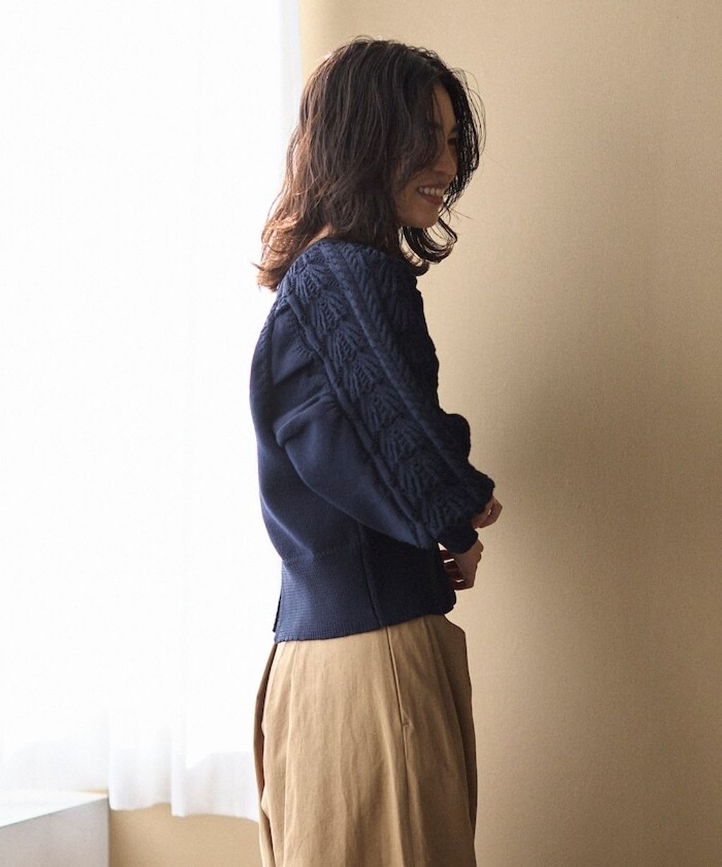 FREAKS STORE 立體麻花編織澎袖貝殼釦針織外套_25