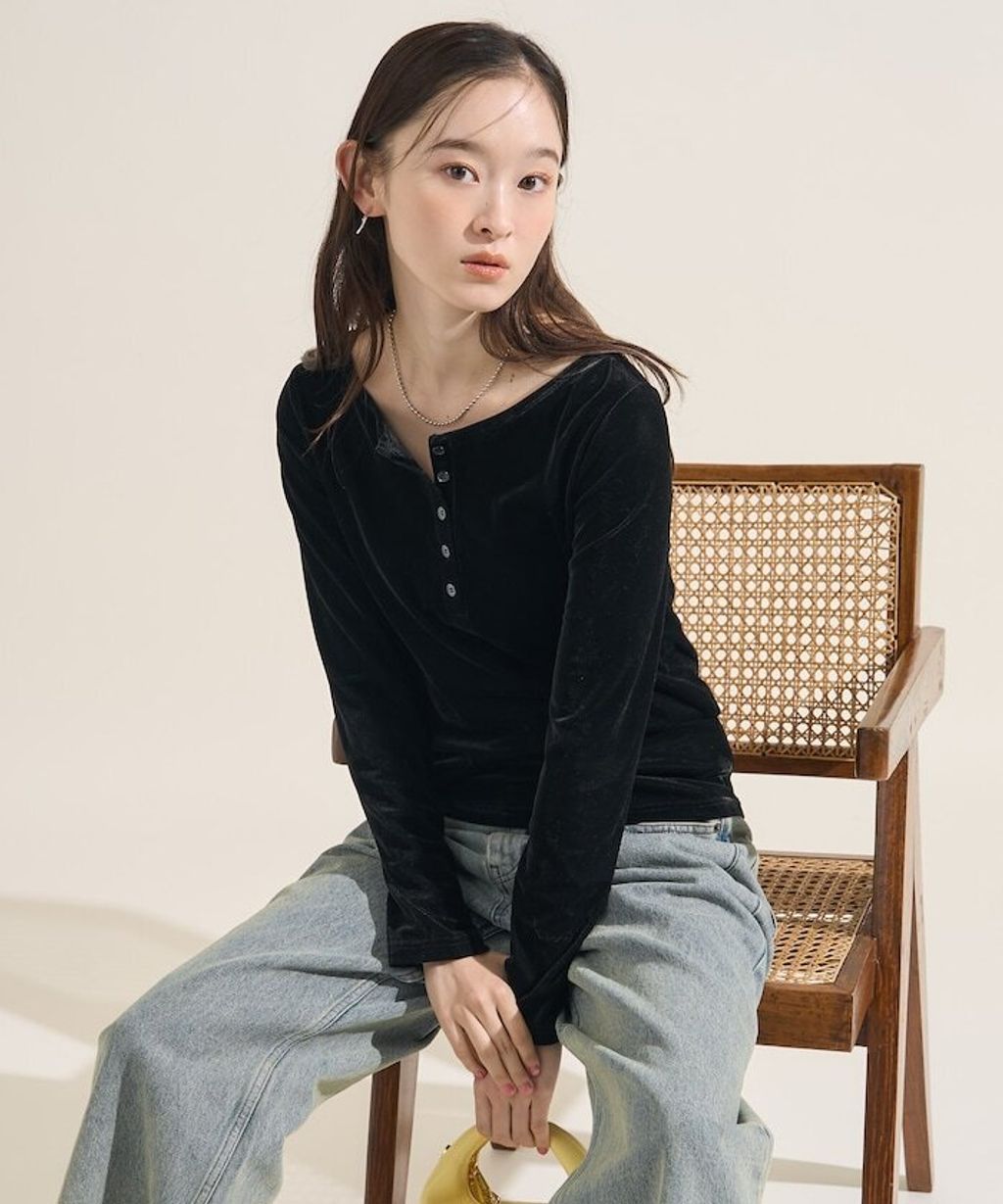 FREAKS STORE 天鵝絨亨利領修身長袖上衣_9