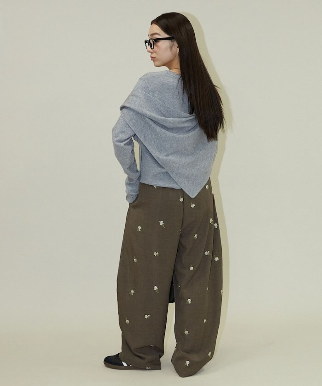 FREAKS STORE 圓領針織親膚開襟衫套組(附多功能披肩)_57