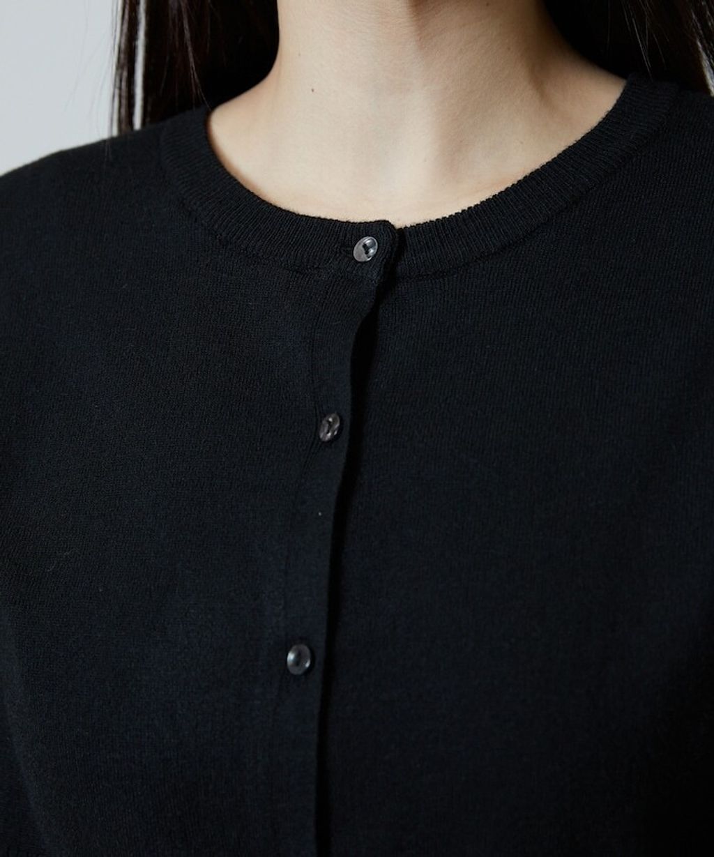 FREAKS STORE 圓領針織親膚開襟衫套組(附多功能披肩)_47