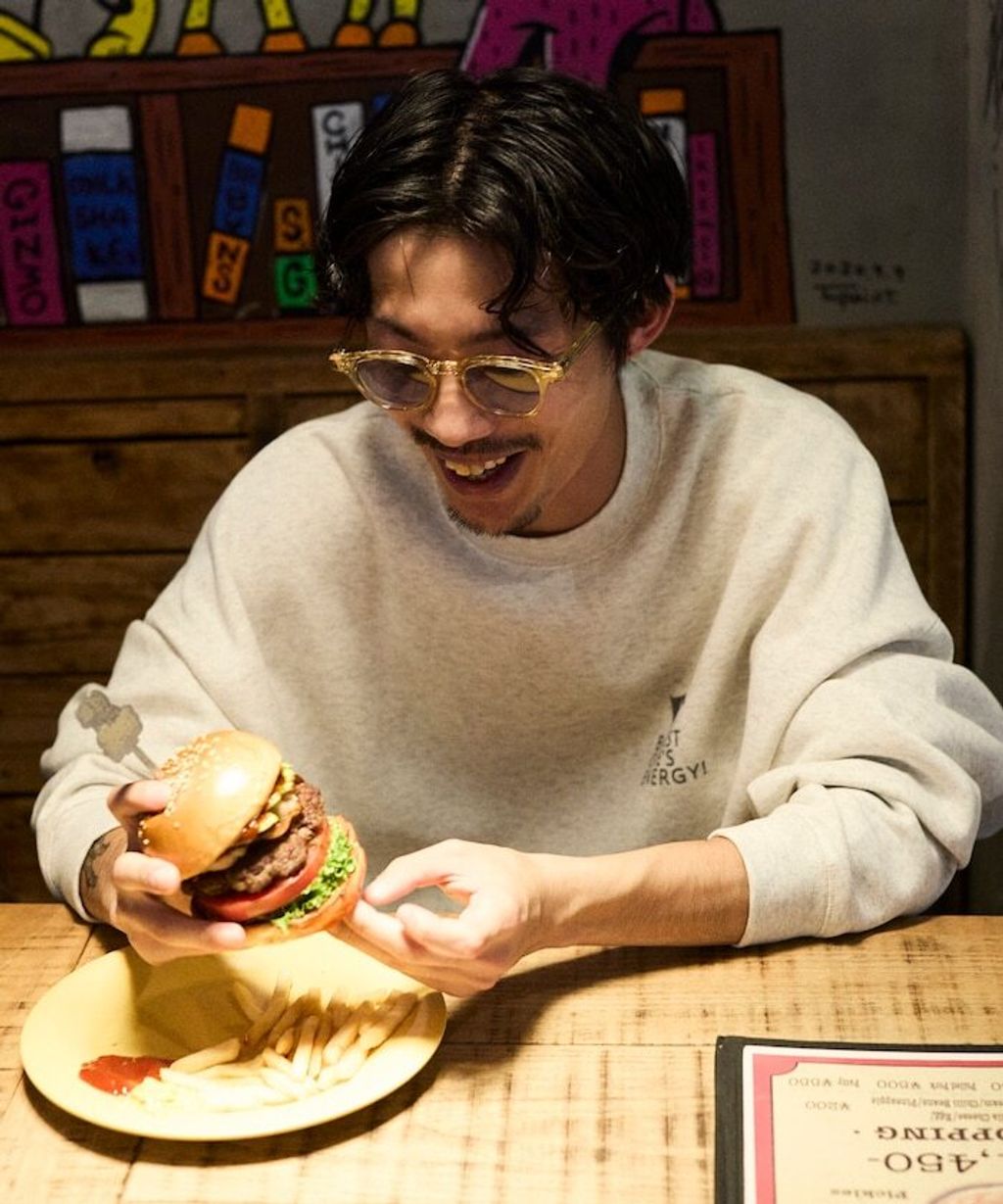 Burger Factory×FREAKS STORE 解構漢堡刷毛大學T_37