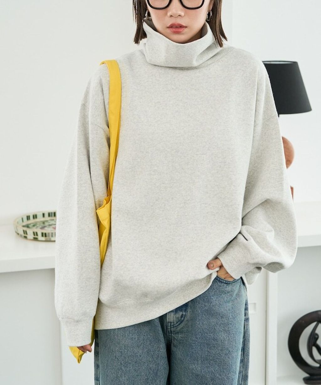 FREAKS STORE 高磅內刷毛高領立體剪裁保暖大學T_41