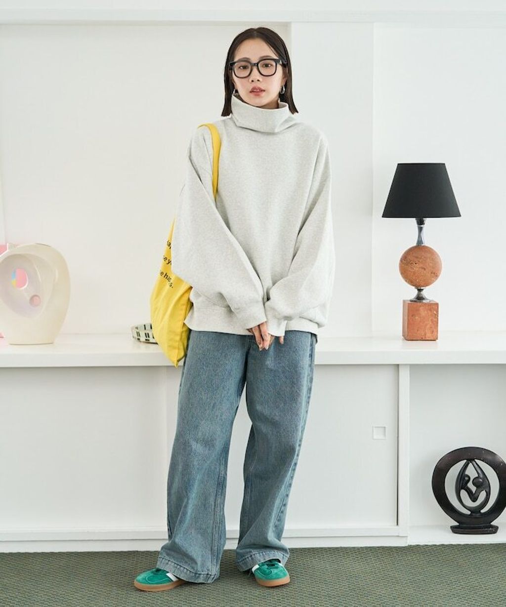 FREAKS STORE 高磅內刷毛高領立體剪裁保暖大學T_42