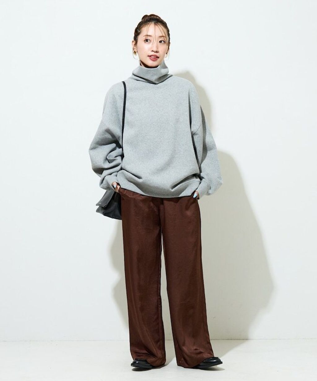 FREAKS STORE 高磅內刷毛高領立體剪裁保暖大學T_25