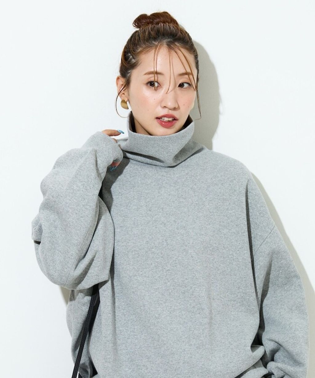 FREAKS STORE 高磅內刷毛高領立體剪裁保暖大學T_28