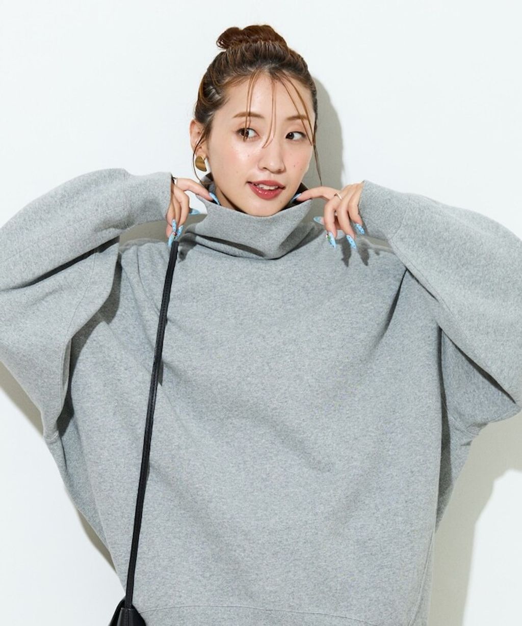 FREAKS STORE 高磅內刷毛高領立體剪裁保暖大學T_23