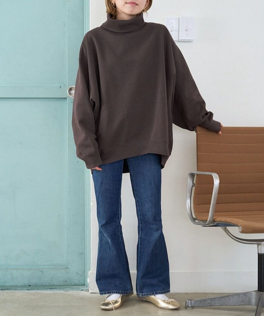 FREAKS STORE 高磅內刷毛高領立體剪裁保暖大學T_31