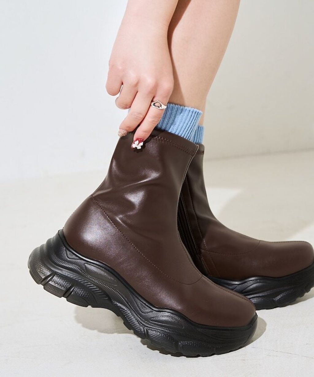 FREAKS STORE 防潑水防滑厚底皮革質感短靴_3