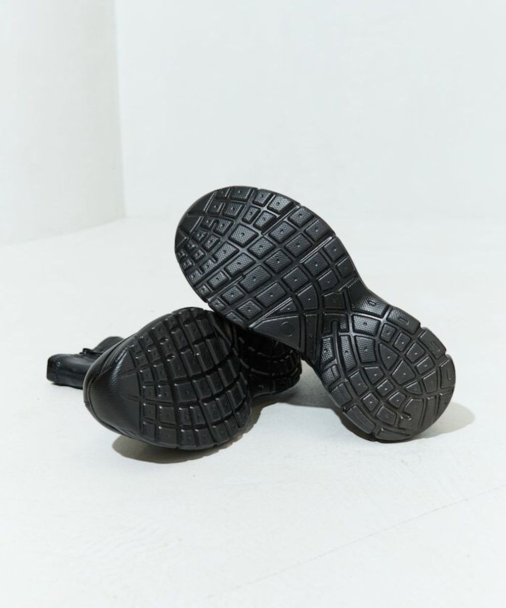 FREAKS STORE 防潑水防滑厚底皮革質感短靴_30