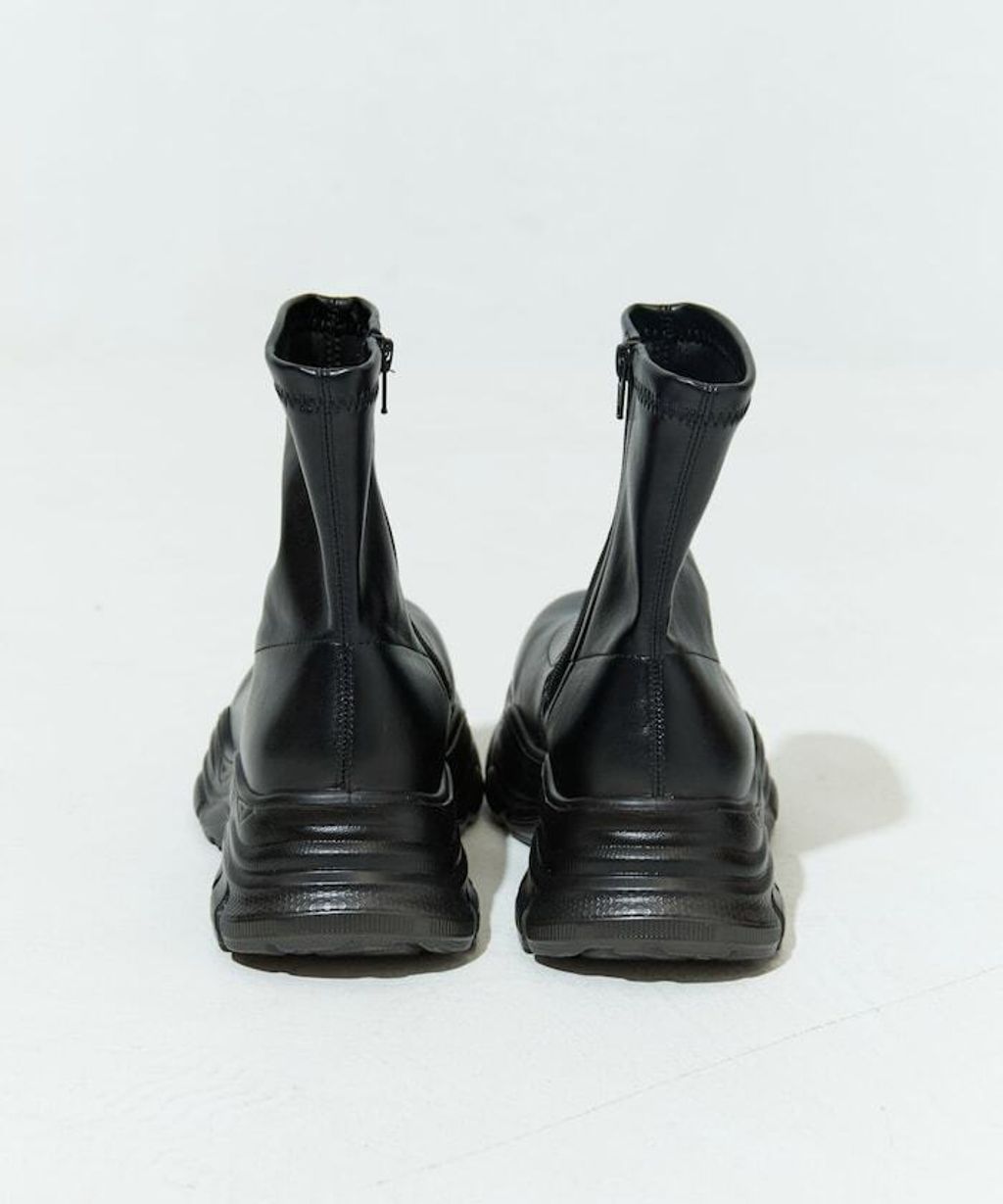 FREAKS STORE 防潑水防滑厚底皮革質感短靴_25