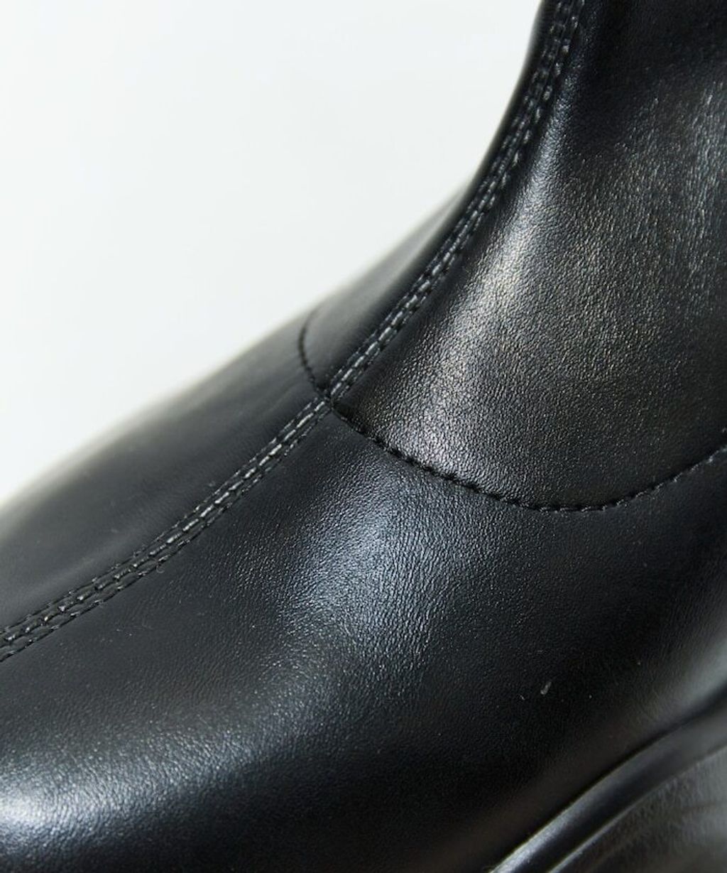 FREAKS STORE 防潑水防滑厚底皮革質感短靴_31