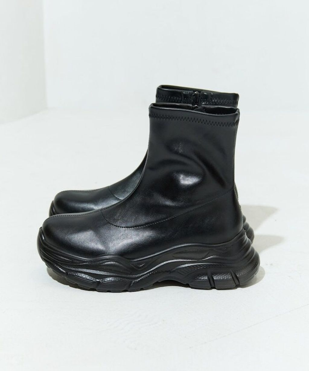 FREAKS STORE 防潑水防滑厚底皮革質感短靴_24