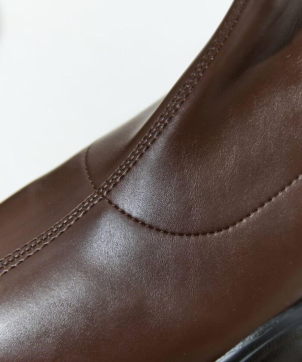 FREAKS STORE 防潑水防滑厚底皮革質感短靴_22