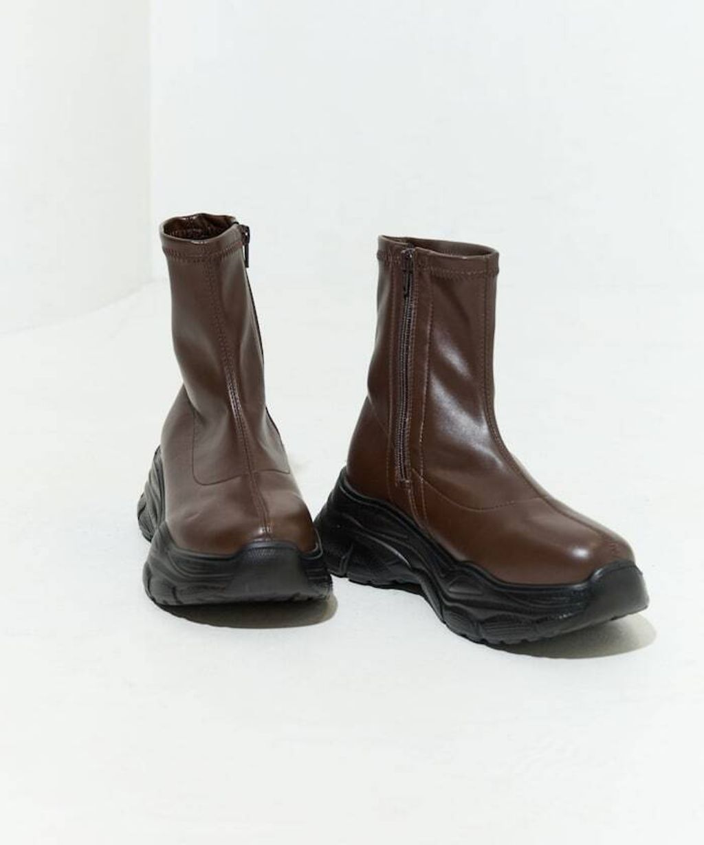 FREAKS STORE 防潑水防滑厚底皮革質感短靴_19