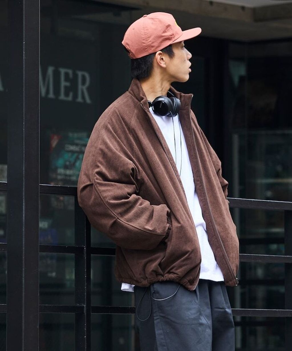 FREAKS STORE 寬鬆版型厚棉保暖燈芯絨立領外套_23