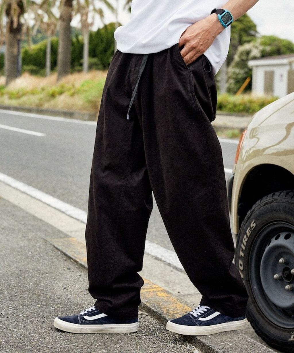 FREAKS STORE 寬版錐型褲_95