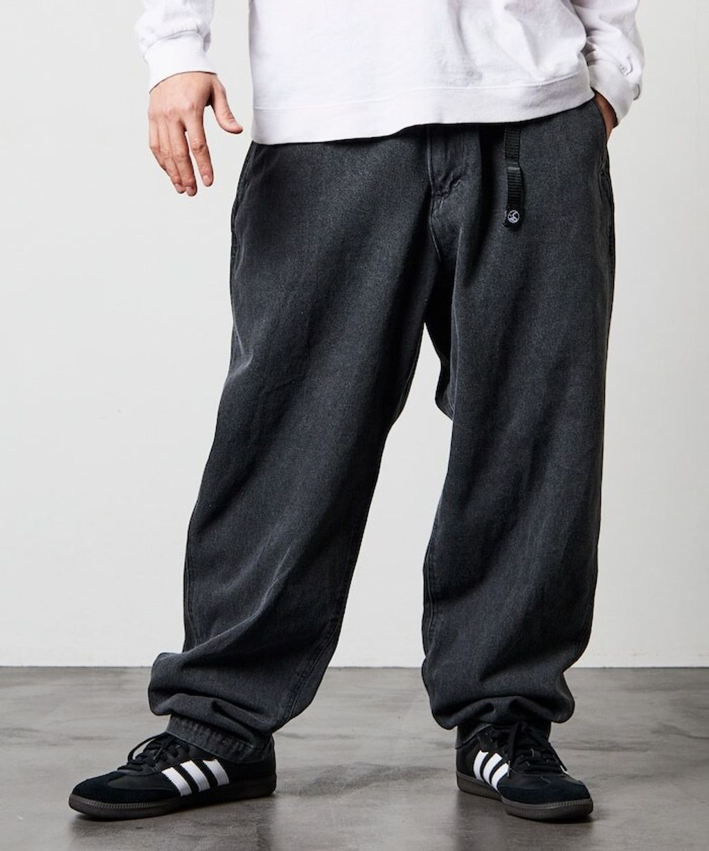 FREAKS STORE 寬版錐型褲_48