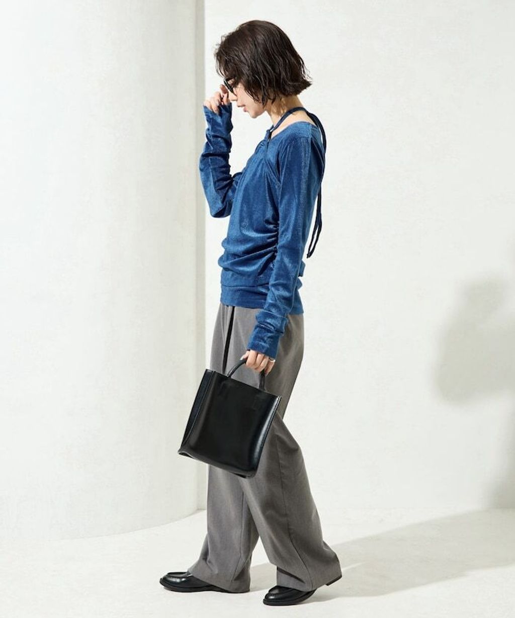 FREAKS STORE 透膚植絨掛脖層次長袖上衣_8