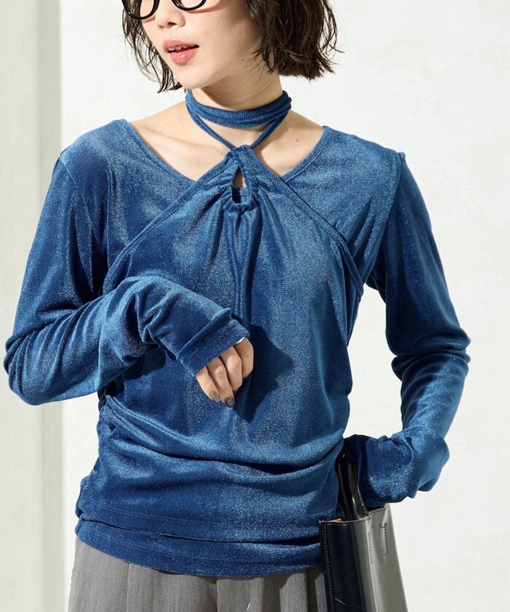 FREAKS STORE 透膚植絨掛脖層次長袖上衣_13