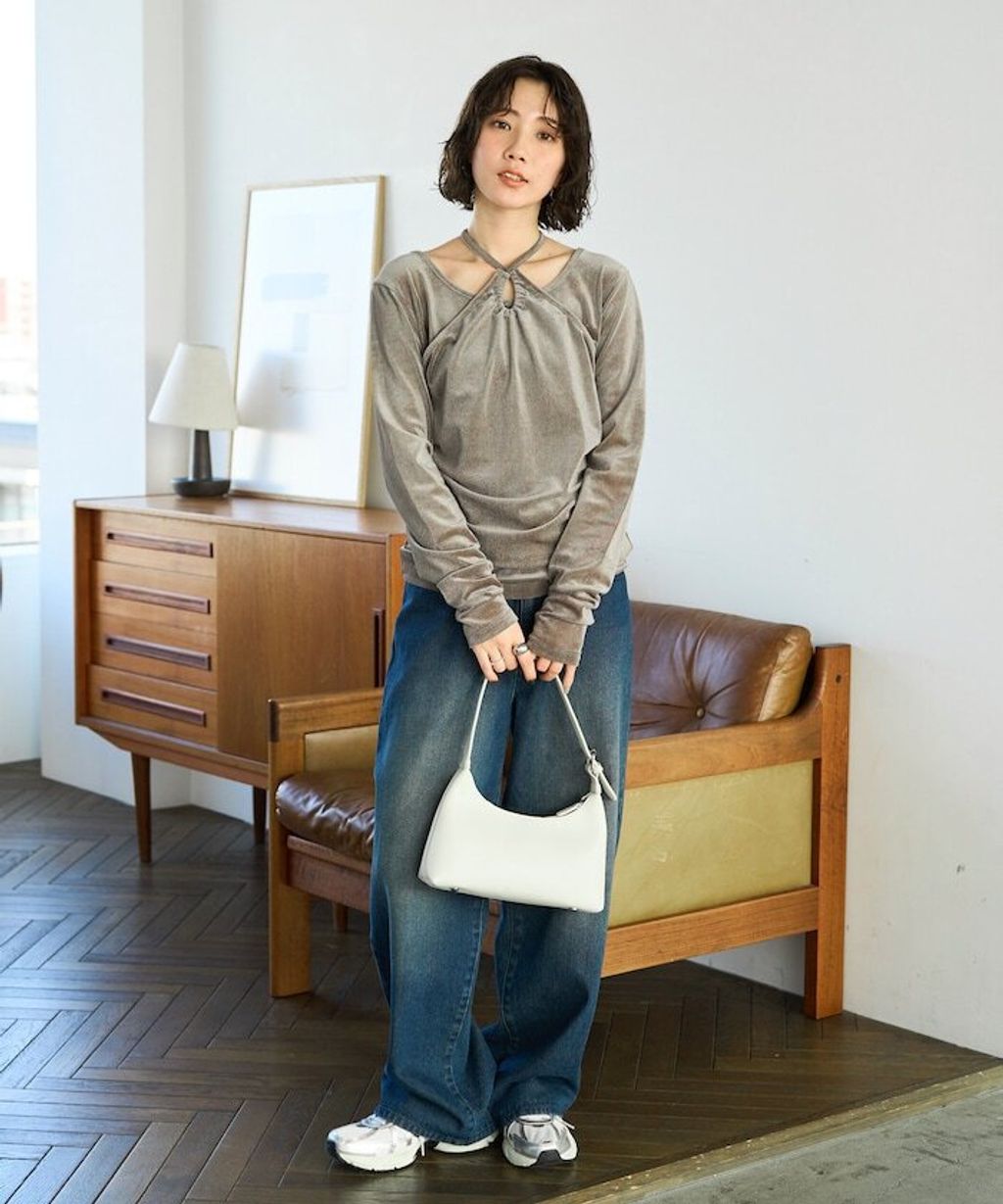 FREAKS STORE 透膚植絨掛脖層次長袖上衣_18