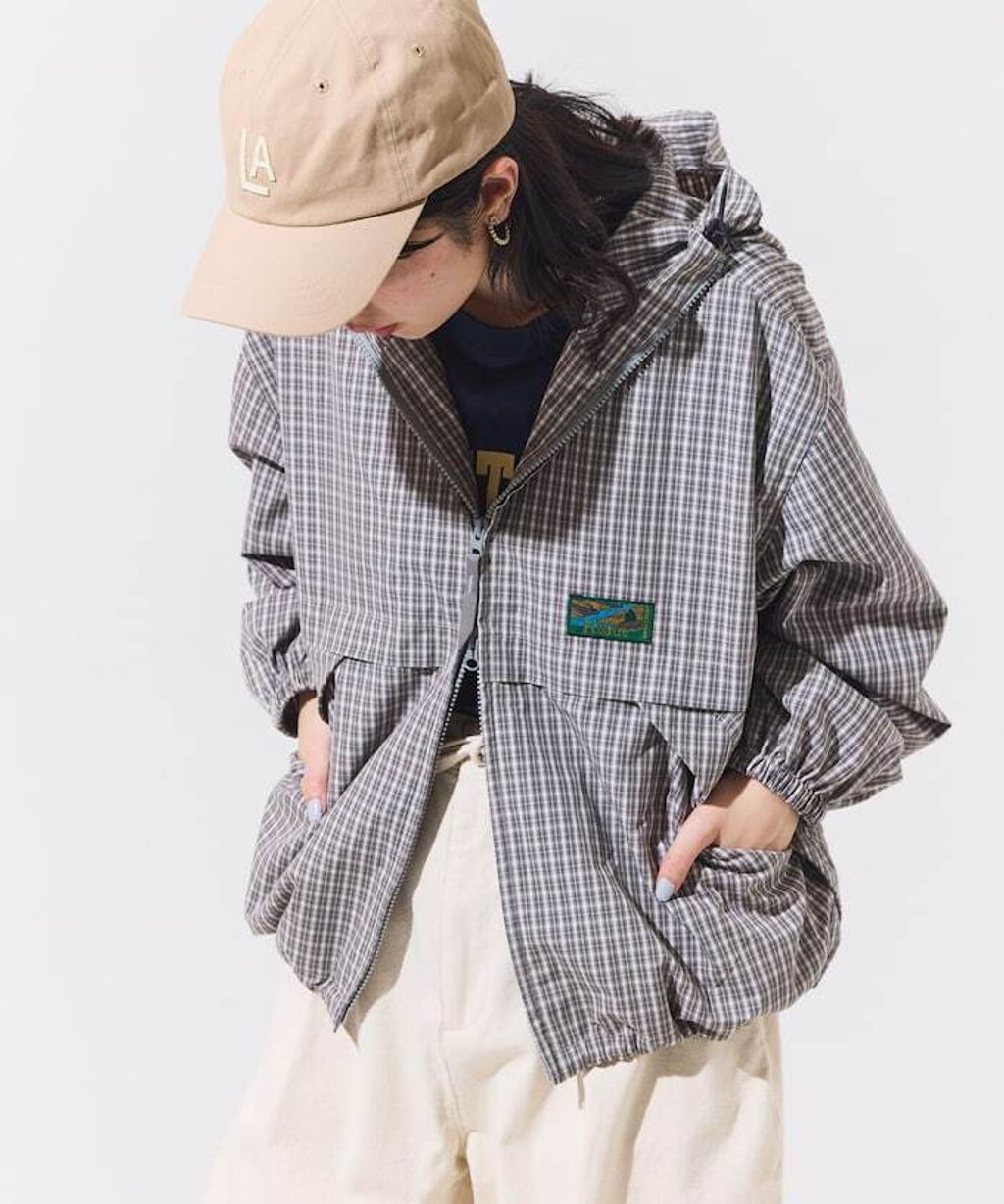 Foxfire × FREAKS STORE 輕量格紋連帽拉鍊下擺抽繩外套_17