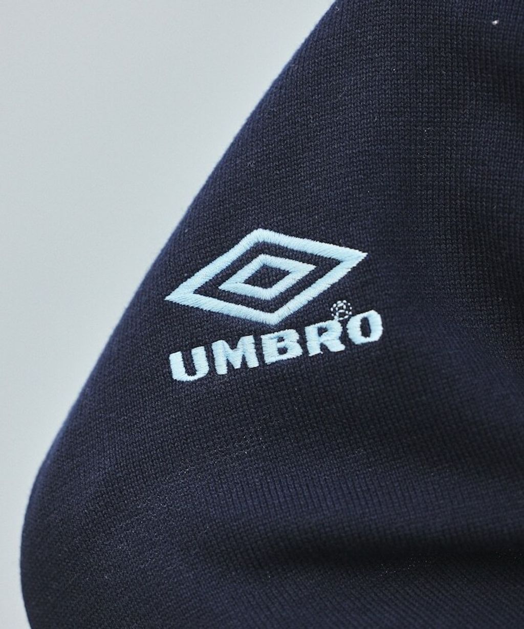 UMBRO × FREAKS STORE 刺繡短版修身雙拉鍊POLO領外套_21