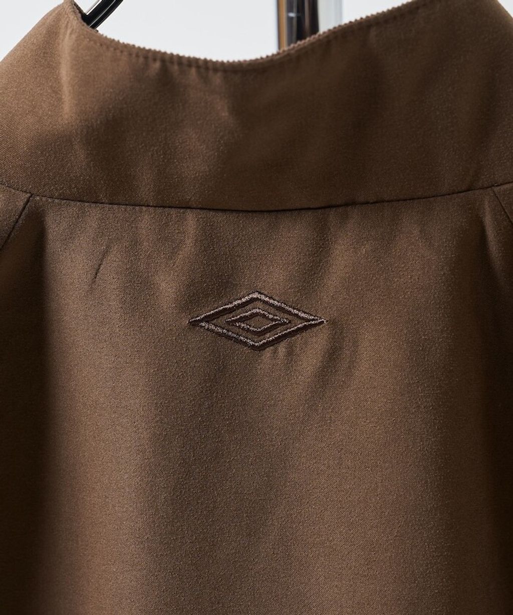 UMBRO × FREAKS STORE 短版修身刺繡Logo立領夾克_26