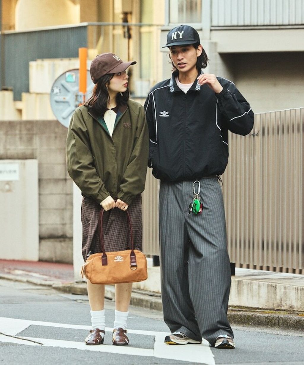 UMBRO × FREAKS STORE 短版修身刺繡Logo立領夾克_6