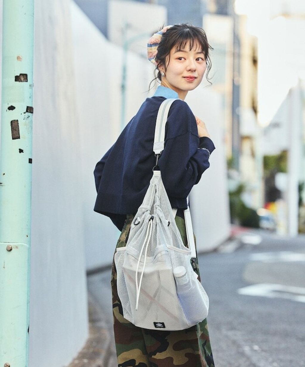 UMBRO × FREAKS STORE 輕量機能多功能三用網眼抽繩包_2