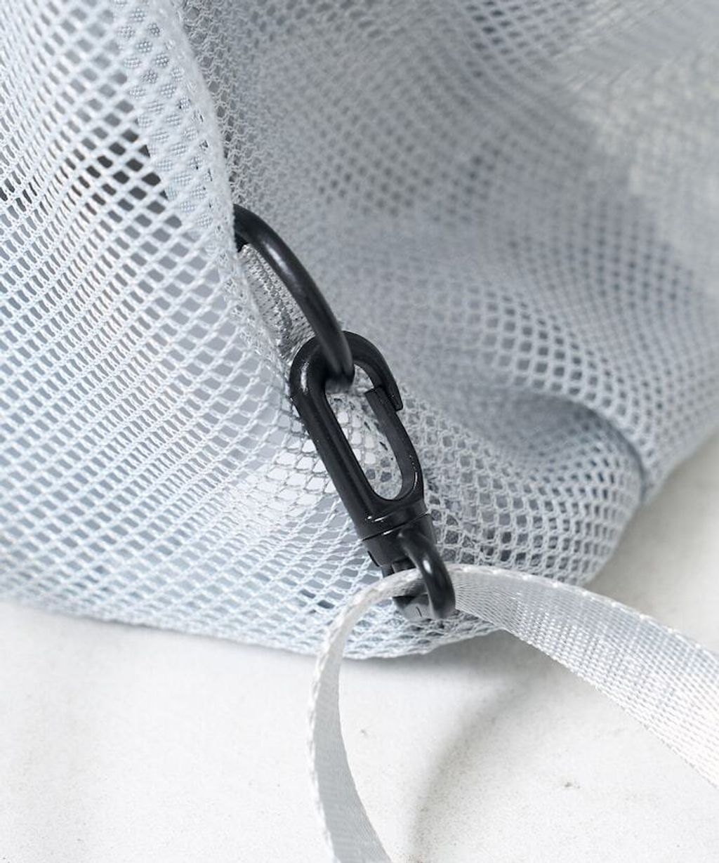 UMBRO × FREAKS STORE 輕量機能多功能三用網眼抽繩包_27