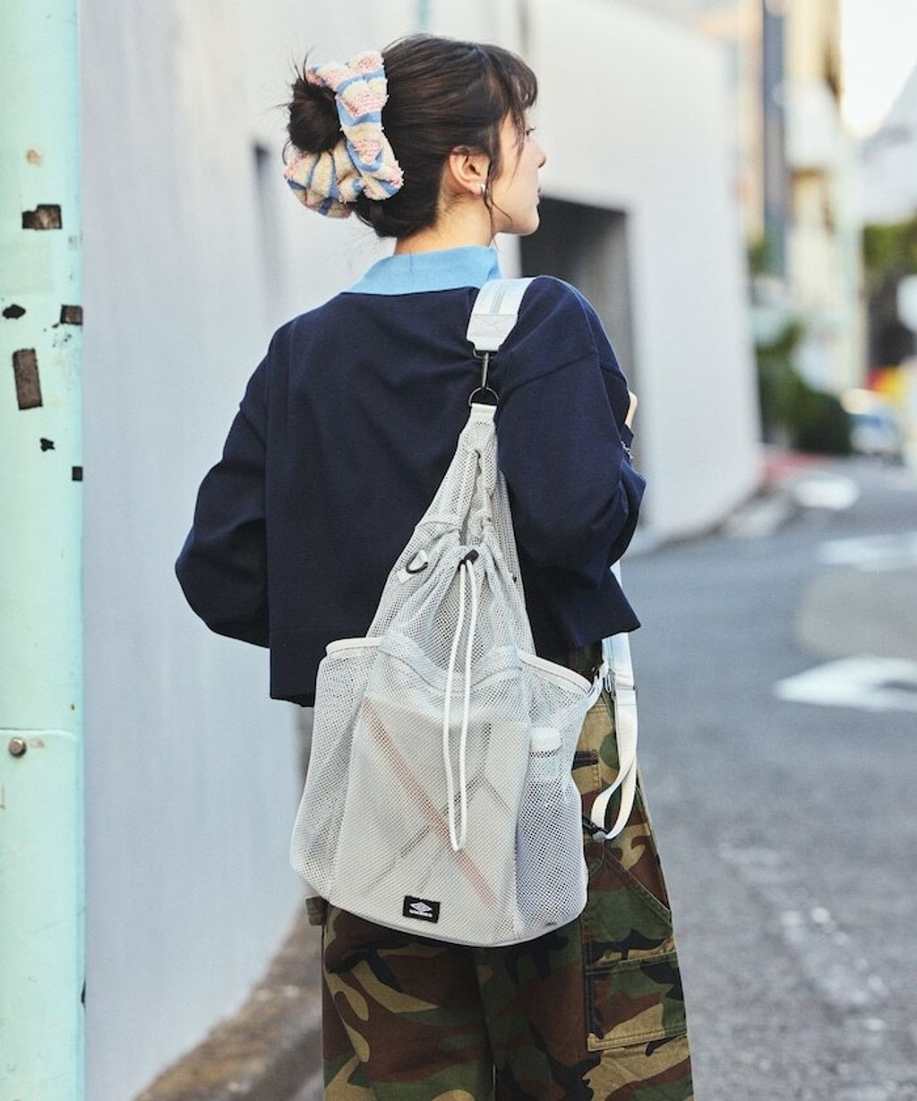 UMBRO × FREAKS STORE 輕量機能多功能三用網眼抽繩包_8