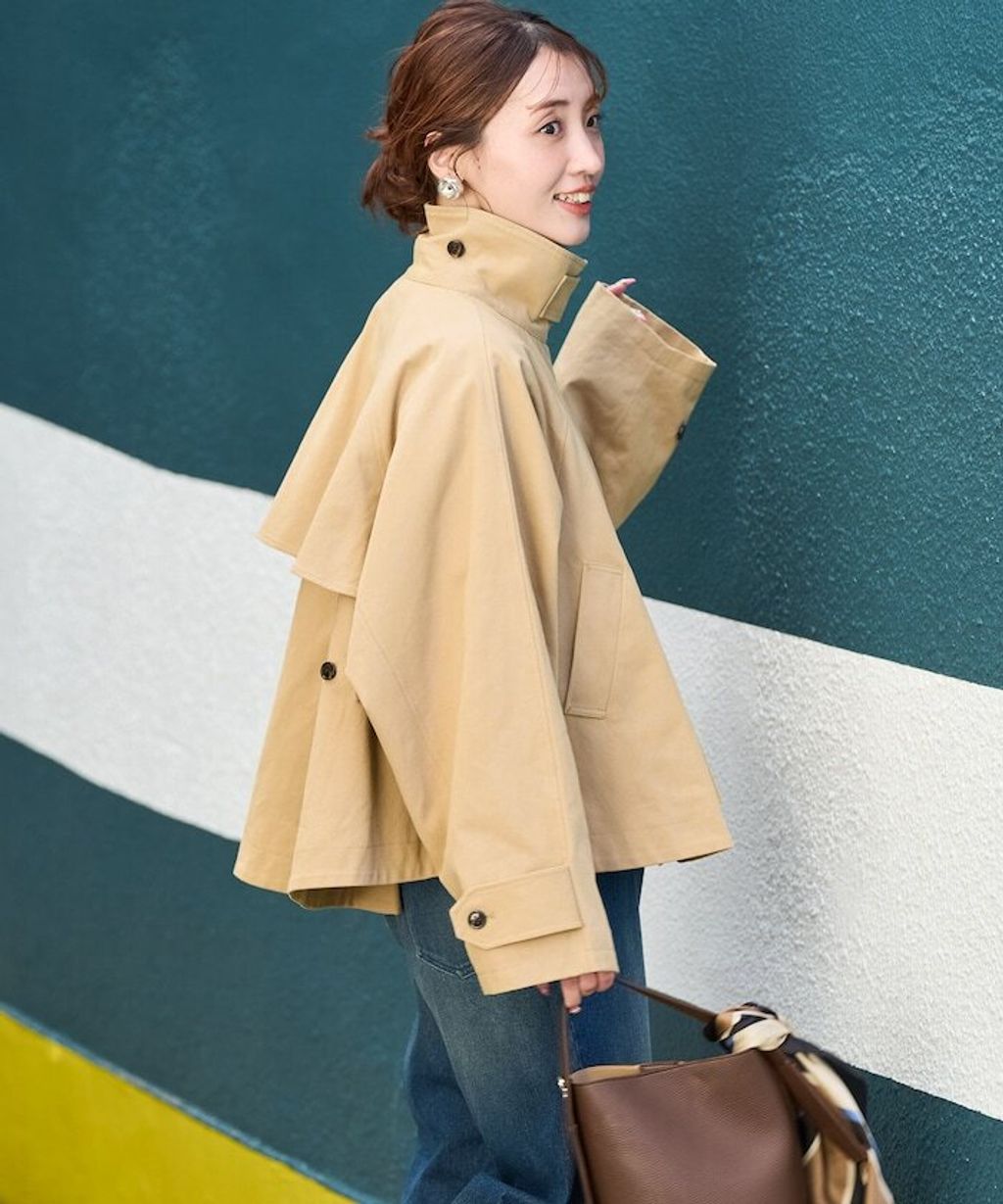 FREAKS STORE 短版傘擺廓型風衣_2