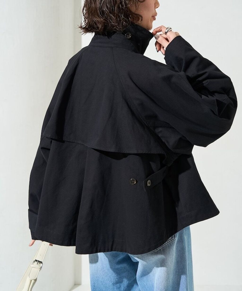 FREAKS STORE 短版傘擺廓型風衣_6